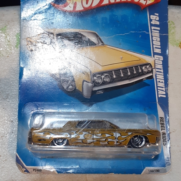 Vintage Hot Wheels 100 Car Rolling Carrying Case Model  Hot wheels,over 100